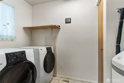 695 S Lyle Avenue, East Wenatchee, WA 98802 - Photo 33