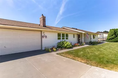 695 S Lyle Avenue, East Wenatchee, WA 98802 - Photo 1