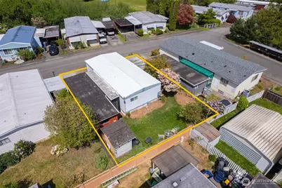 8406 37th Street Ct E #39, Puyallup, WA 98371 - Photo 3