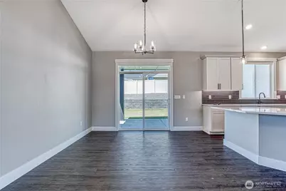 819 N Newport Loop, East Wenatchee, WA 98802 - Photo 11