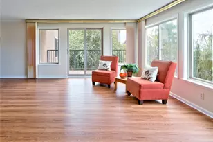 2219 13th Ave W, Seattle, WA 98119 - Photo 3