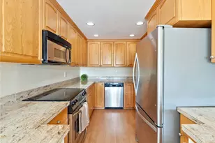 2219 13th Ave W, Seattle, WA 98119 - Photo 7