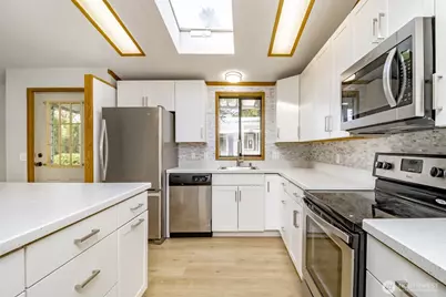 836 Harman Way S #8, Orting, WA 98360 - Photo 7