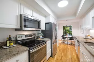 1606 NE 140th St, Seattle, WA 98125 - Photo 13