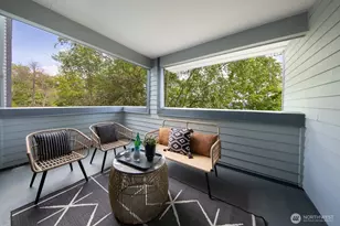 2500 W Manor Pl, Seattle, WA 98199 - Photo 11