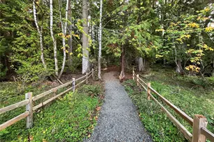 13809 SE 85th St, Newcastle, WA 98059 - Photo 35