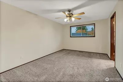 16820 36th Avenue E, Tacoma, WA 98446 - Photo 21