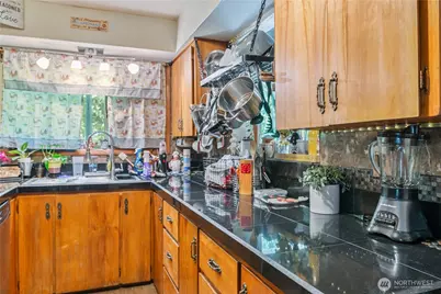 1016 Oak, Kelso, WA 98626 - Photo 11