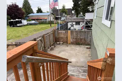 611 Conger Street, Aberdeen, WA 98520 - Photo 9