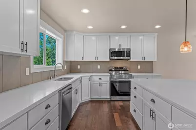 151 Alpha Drive, Longview, WA 98632 - Photo 9