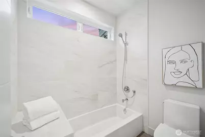 13220 NE 70th Street, Redmond, WA 98052 - Photo 33