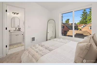 8016 24th Avenue NW, Seattle, WA 98117 - Photo 23