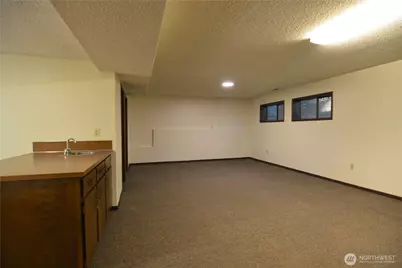 2431 W Lynnwood Drive, Longview, WA 98632 - Photo 21