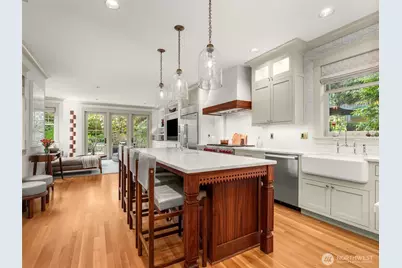 2161 E Interlaken Boulevard, Seattle, WA 98112 - Photo 11
