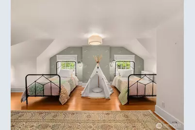 2161 E Interlaken Boulevard, Seattle, WA 98112 - Photo 25