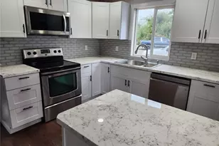 233 Canal Dr SE, Ocean Shores, WA 98569 - Photo 3