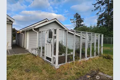 233 Canal Drive SE, Ocean Shores, WA 98569 - Photo 23