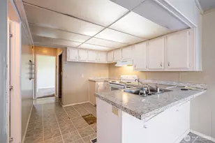 3701 Gun Club Rd, Yakima, WA 98901 - Photo 3