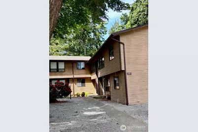 1101 SW Harrier Circle #106, Oak Harbor, WA 98277 - Photo 5