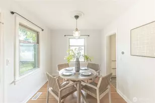 2010 13 Ave NW, Puyallup, WA 98371 - Photo 9