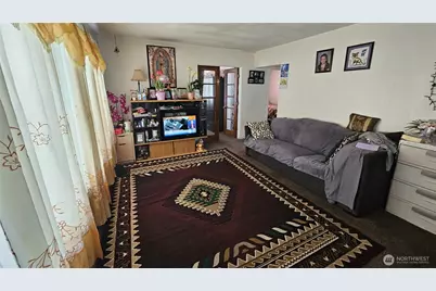 706 Laurel Street, Kelso, WA 98626 - Photo 3