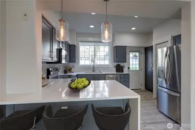 23120 SE Black Nugget Road #A2, Issaquah, WA 98029 - Photo 5