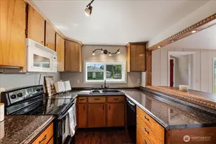 3270 Pine St, Longview, WA 98632 - Photo 13