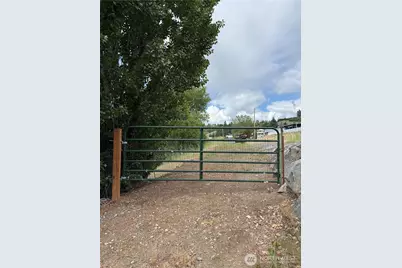 12 Dewberry Avenue W, Omak, WA 98841 - Photo 29