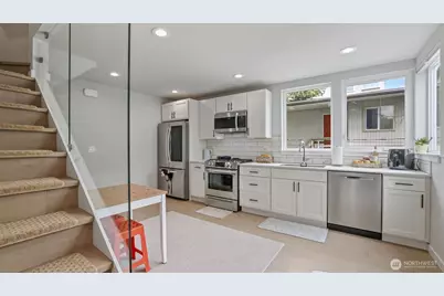 3638 36th Avenue S #B, Seattle, WA 98144 - Photo 9