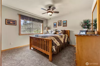 302 Cascadian Court #18, Winthrop, WA 98862 - Photo 7