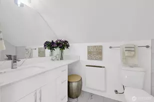 8040 19th Ave NW, Seattle, WA 98117 - Photo 19