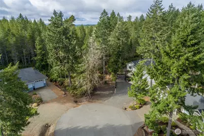 230 E Blackberry Lane, Union, WA 98592 - Photo 9