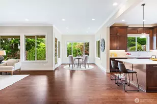 9827 NE 20th St, Bellevue, WA 98004 - Photo 9