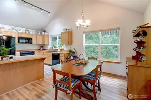 9535 Olalla Valley Rd SE, Port Orchard, WA 98367 - Photo 15