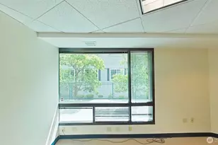 110 James St, Edmonds, WA 98020 - Photo 11