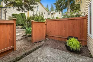 12024 101st Ave NE, Kirkland, WA 98034 - Photo 17