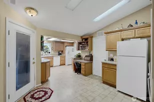 10025 NE Ward Rd, Brush Prairie, WA 98606 - Photo 11