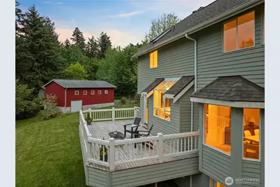 8484 NE County Park Road, Bainbridge Island, WA 98110 - Photo 35