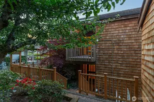 2180 Cove Dr, Oak Harbor, WA 98277 - Photo 3