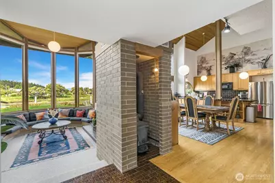 2180 Cove Drive, Oak Harbor, WA 98277 - Photo 5