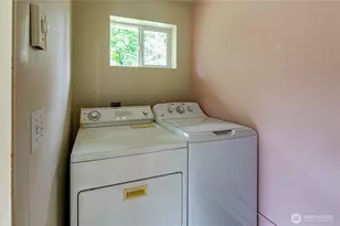 806 N Larch Ave, Port Angeles, WA 98362 - Photo 17