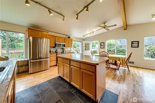 806 N Larch Ave, Port Angeles, WA 98362 - Photo 11