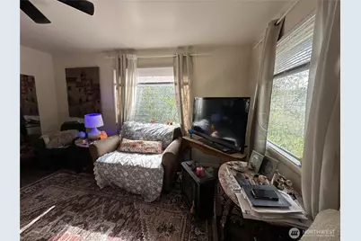 1205 E Maple Street, Bellingham, WA 98225 - Photo 3