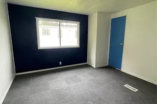 1050 Howard St, Raymond, WA 98577 - Photo 9