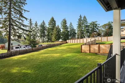 6708 6th Street E, Fife, WA 98424 - Photo 37