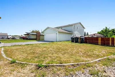 804 S Sycamore Lane, Moses Lake, WA 98837 - Photo 35