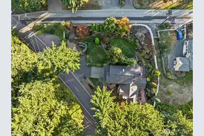 6830 Meadowdale Beach Road, Edmonds, WA 98026 - Photo 35