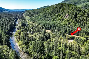 51 Sunflower Rd, Beaver, WA 98305 - Photo 5