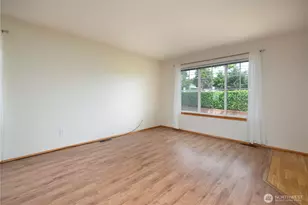 161 W Whidbey Ave, Oak Harbor, WA 98277 - Photo 13