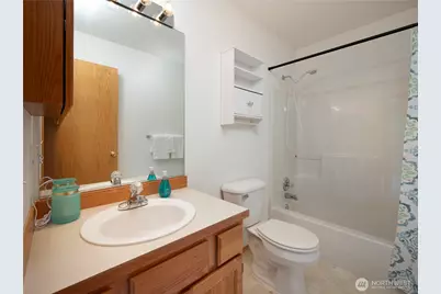 161 W Whidbey Avenue #4, Oak Harbor, WA 98277 - Photo 25